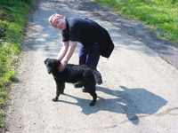 Blacky und Rosi gehen Gassi